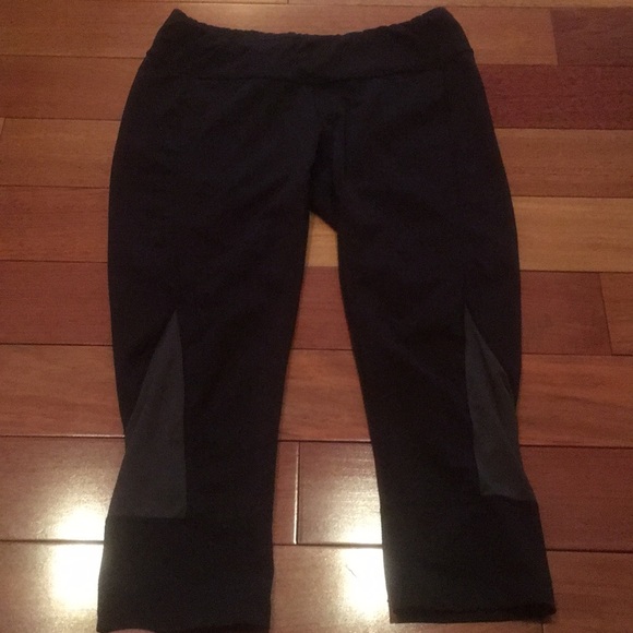 Lucy cropped black leggings - Picture 1 of 1